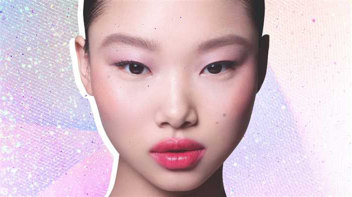 Техники придания губам объема при помощи помады: советы по контурингу и созданию градиентного оттенка